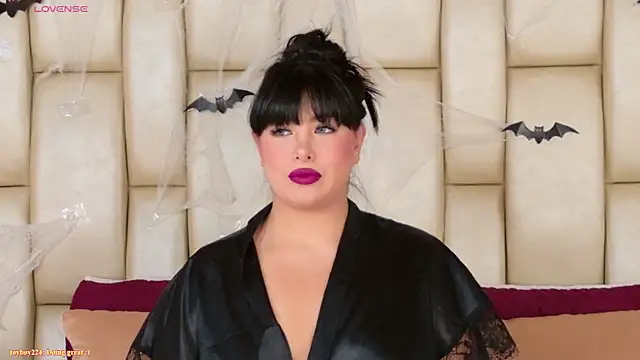 Snapshot of Alexa_Miss chatting on 10-04-25, 07:04 Alexa Miss online show from 10-04-25, 07:04