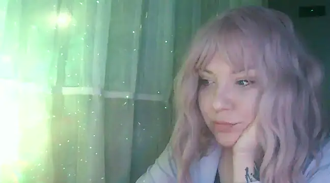 Amelia Alvarez online show from 01-06-25, 05:06