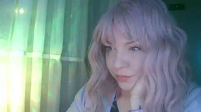 Amelia Alvarez online show from 01-06-25, 12:57