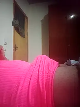 Snapshot of roladuraPr chatting on 03-09-25, 11:47 roladuraPr online show from 03-09-25, 11:47