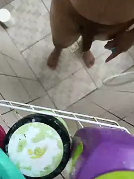 Snapshot of roladuraPr chatting on 09-08-25, 10:20 roladuraPr online show from 09-08-25, 10:20