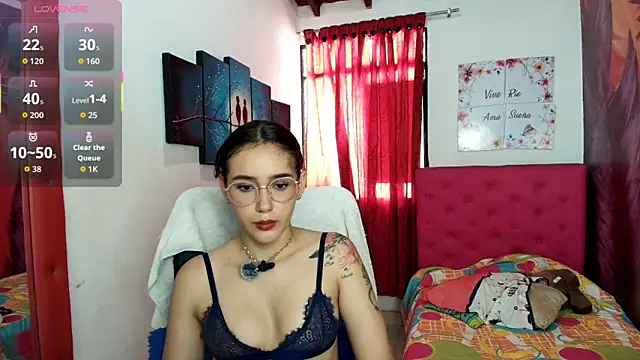 miley blue  online show from 02-13-26, 07:14