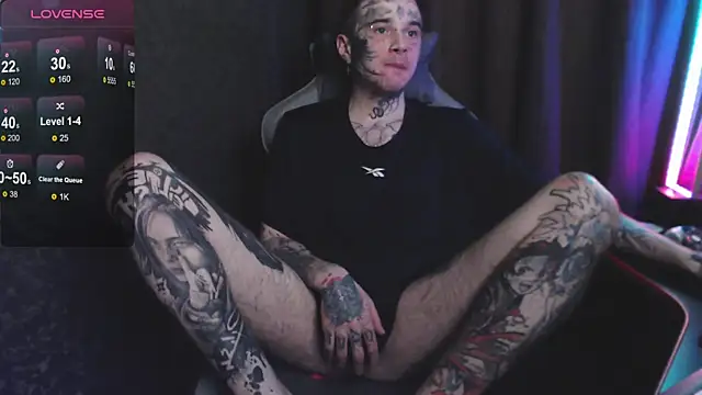 Snapshot of lonelycrystal chatting on 01-06-25, 11:30 lonelycrystal online show from 01-06-25, 11:30