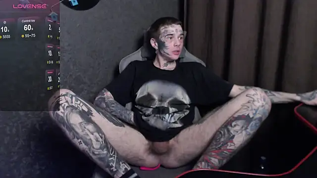 Snapshot of lonelycrystal chatting on 03-12-25, 04:02 lonelycrystal online show from 03-12-25, 04:02