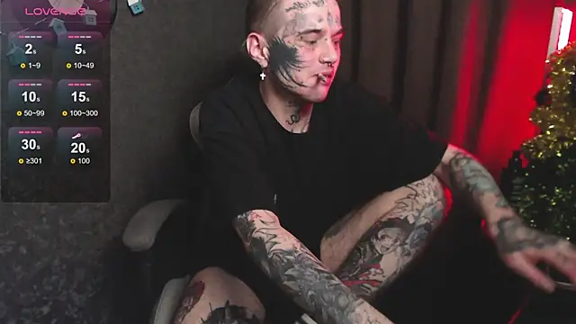 Snapshot of lonelycrystal chatting on 12-25-24, 04:54 lonelycrystal online show from 12-25-24, 04:54