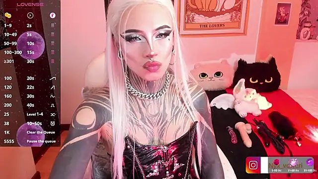 Snapshot of Nyx_volturi chatting on 02-24-25, 01:46 Nyx volturi online show from 02-24-25, 01:46