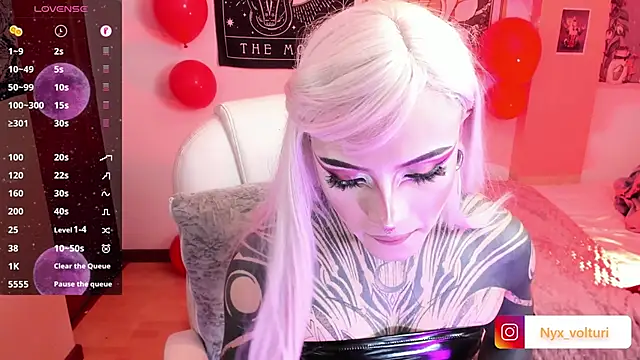 Snapshot of Nyx_volturi chatting on 02-19-25, 02:55 Nyx volturi online show from 02-19-25, 02:55