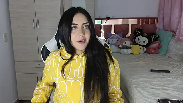 Snapshot of Angel_lusst chatting on 12-02-24, 03:21 Angel lusst online show from 12-02-24, 03:21