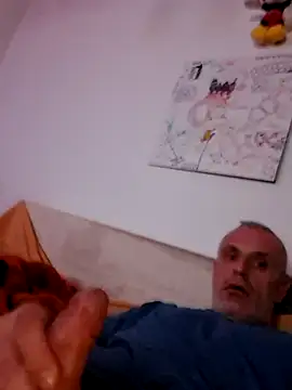 Girl lover79 online show from 10-19-25, 01:41