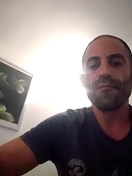 Snapshot of Modelodelsur chatting on 10-19-25, 11:57 Modelodelsur online show from 10-19-25, 11:57
