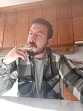 Snapshot of Karizmatikman chatting on 01-02-25, 10:05 Karizmatikman online show from 01-02-25, 10:05