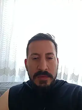 Snapshot of Karizmatikman chatting on 05-16-26, 10:03 Karizmatikman online show from 05-16-26, 10:03