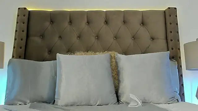 atenea erotic online show from 02-27-25, 06:09