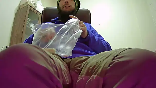 hardbigcock16 online show from 02-19-25, 06:44