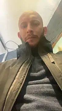 hardbigcock16 online show from 02-24-26, 10:27