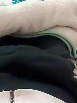 zazaza12ratyuijgg online show from 01-12-26, 02:35