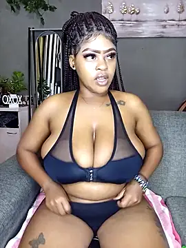 Snapshot of Boobylicious_BB chatting on 10-10-25, 12:33 Boobylicious BB online show from 10-10-25, 12:33