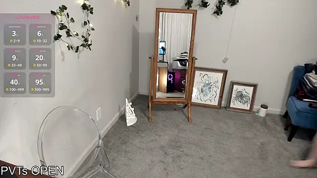 Peaches N Kreme online show from 01-13-26, 02:59