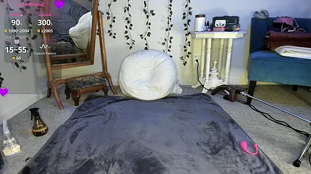 Snapshot of Peaches_N_Kreme chatting on 06-30-26, 03:28 Peaches N Kreme online show from 06-30-26, 03:28