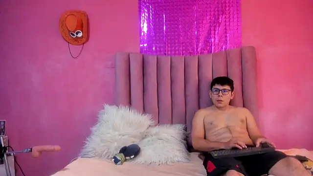 JustiinJazmin online show from 09-20-25, 10:15