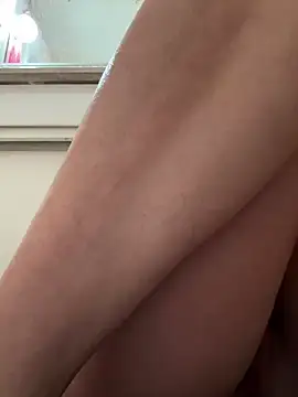 Snapshot of hotNReady6969 chatting on 09-14-25, 03:07 hotNReady6969 online show from 09-14-25, 03:07