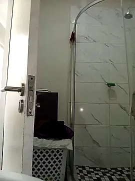 Cocowett online show from 09-13-25, 11:43