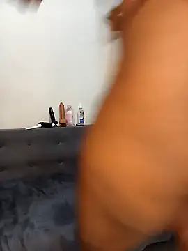 Cocowett online show from 03-18-25, 02:51