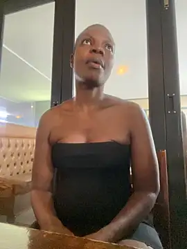 Cocowett online show from 11-15-25, 03:27