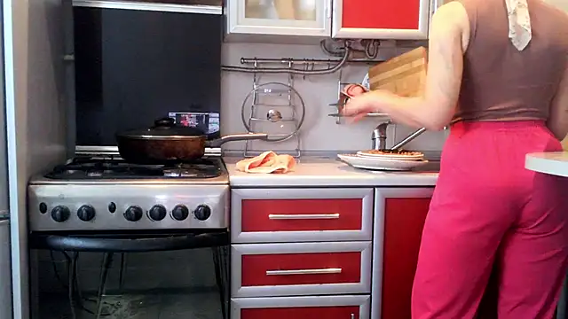 Kashtanka  online show from 10-18-25, 10:39