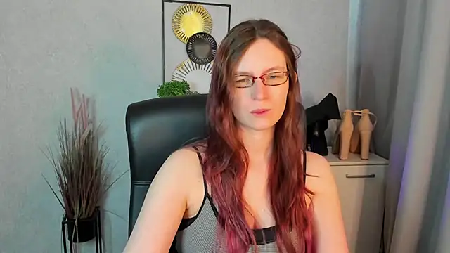 emmaxDelight online show from 05-18-26, 05:34