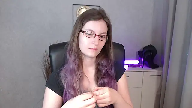 emmaxDelight online show from 09-19-25, 05:33