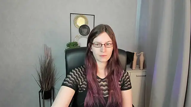 emmaxDelight online show from 04-13-26, 05:22