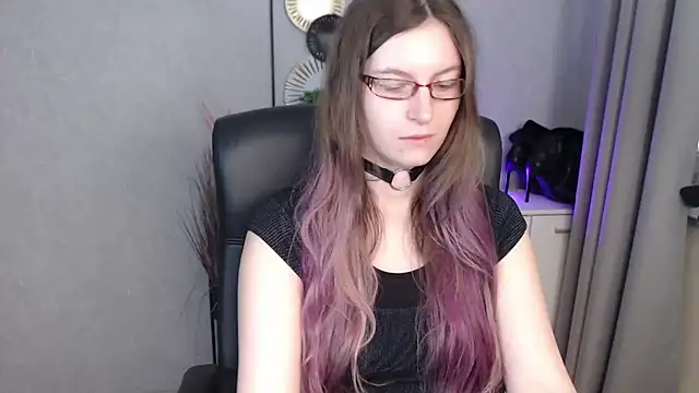 emmaxDelight online show from 10-03-25, 05:20