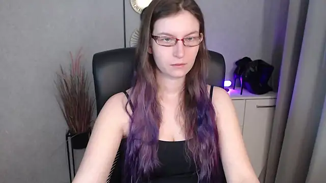 emmaxDelight online show from 10-10-25, 05:19