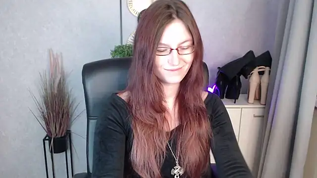 emmaxDelight online show from 02-24-26, 06:25