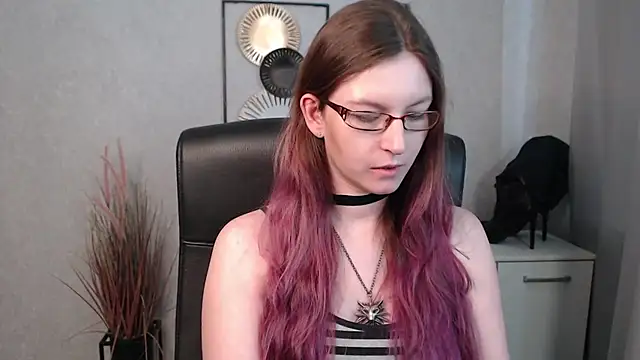 emmaxDelight online show from 03-22-25, 10:39