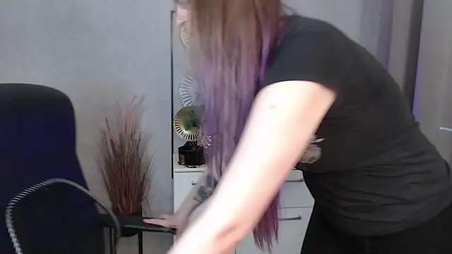 emmaxDelight online show from 09-18-25, 05:43