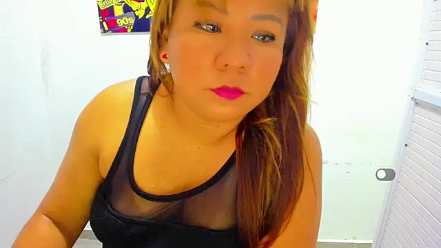 victoria love89 online show from 10-30-25, 02:21