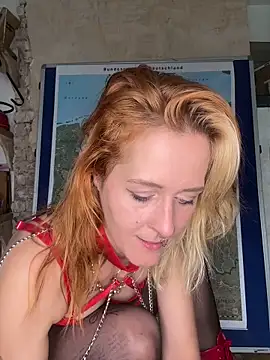 Snapshot of JoleneFuego chatting on 10-01-25, 07:46 JoleneFuego online show from 10-01-25, 07:46