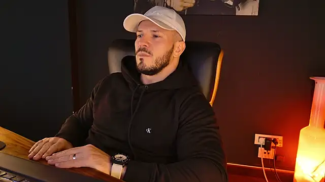 AngeloEric online show from 12-05-25, 12:26