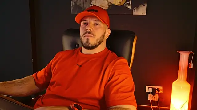 Snapshot of AngeloEric chatting on 02-05-26, 11:17 AngeloEric online show from 02-05-26, 11:17