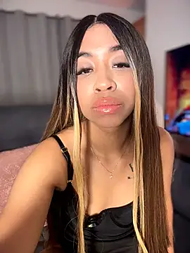 bella  honey online show from 11-23-25, 06:01