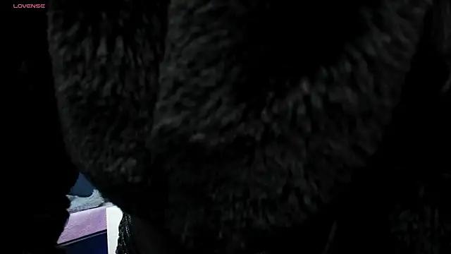 Snapshot of LARISSAEVANS chatting on 02-13-25, 12:21 LARISSAEVANS online show from 02-13-25, 12:21