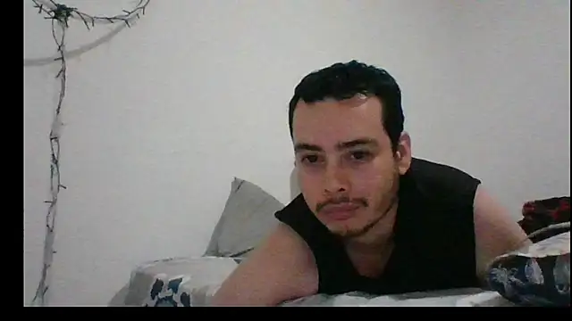 Snapshot of Gasparin32 chatting on 02-20-26, 02:19 Gasparin32 online show from 02-20-26, 02:19