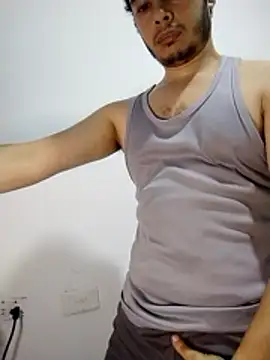 Gasparin32 online show from 04-18-26, 01:41