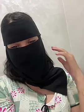 jijijoudia online show from 10-15-25, 11:46