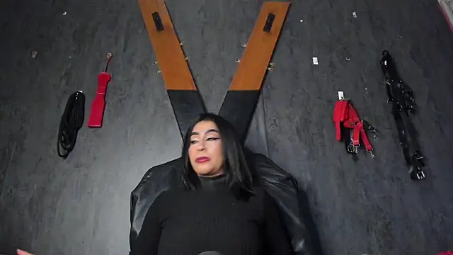 Carolina Arias online show from 03-20-25, 08:19