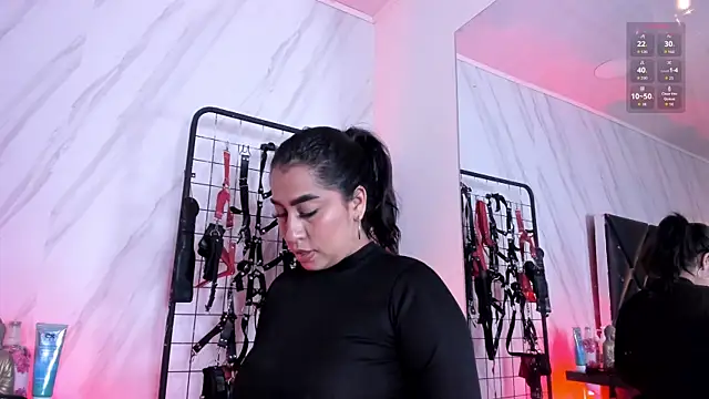 Carolina Arias online show from 02-26-26, 05:46