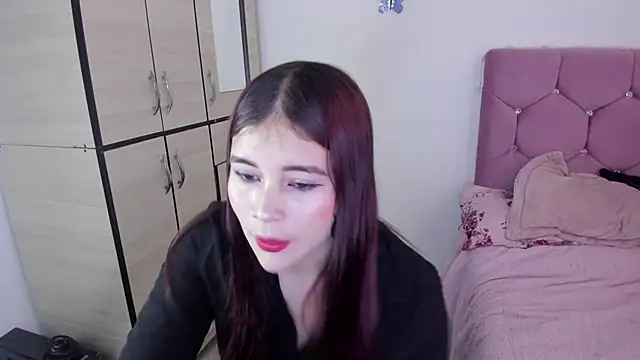 Snapshot of hotbbc_wife chatting on 03-02-25, 04:03 hotbbc wife online show from 03-02-25, 04:03