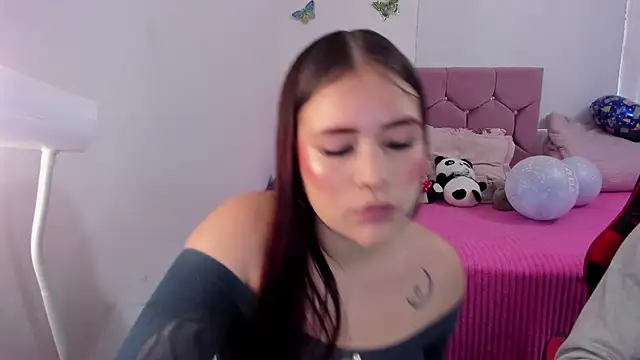 Snapshot of hotbbc_wife chatting on 10-07-25, 09:16 hotbbc wife online show from 10-07-25, 09:16